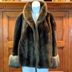 VTG 60's Faux Fur Cape - Regina Glenara by Glenoit